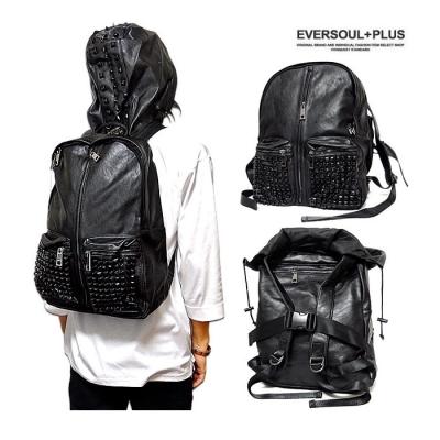 ピラミッドスタッズ（リュックサック、デイパック）｜バッグ