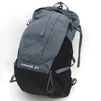 THE NORTH FACE リュックサック、デイパック（色：グレー系）｜バッグ