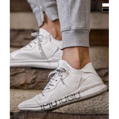 ウノピュウノウグァーレトレ（メンズスニーカー）｜シューズ