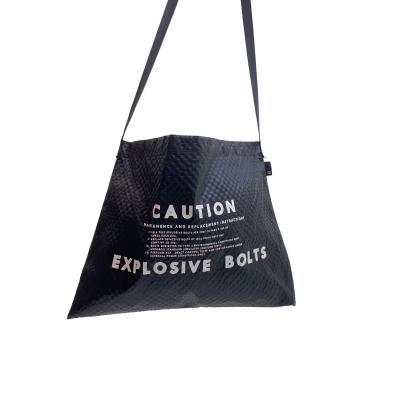 UNDERCOVER メンズショルダーバッグ｜バッグ｜ファッション 通販