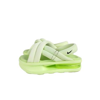 nike エアマックスアイラ（NIKE）（色：グリーン系）のおすすめ