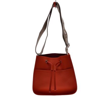 coccinelle コチネレ ショルダーバッグ（レディースファッション