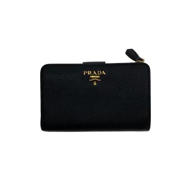 PRADA二つ折り財布　1ML225 ブラック Amazon | [Prada] [プラダ] 財布(二つ折り財布) 1ML225 QWA ネロ