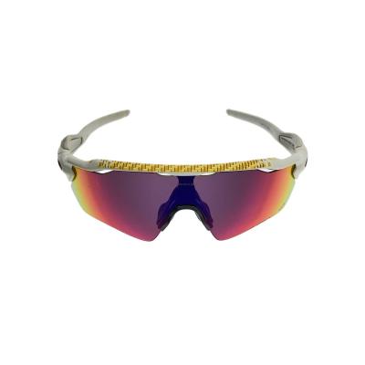 レディース(OAKLEY/レディースサングラス)(色:ホワイト系 レディース(OAKLEY/レディースサングラス)(色:ホワイト系