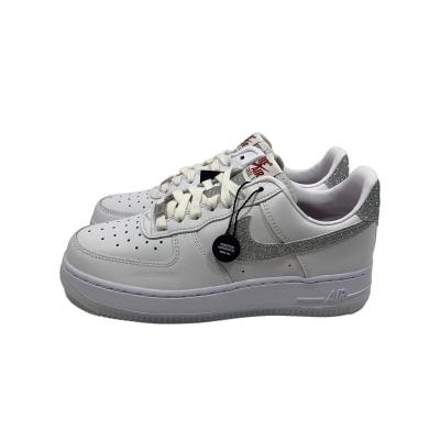 専用　ナイキ　エアフォース1 23㎝ NIKE AIR FORCE 1 LOW BLACK & PHOTON DUSTが4/1に国内発売予定