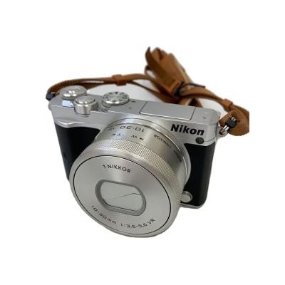 nikon1 j5(ニコン/ミラーレス一眼カメラ)(付属レンズ nikon1 j5(ニコン/ミラーレス一眼カメラ)(付属レンズ
