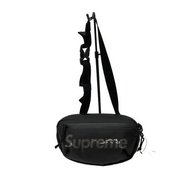 ピンキー※【美品】Supreme ボディバッグ ブラック supreme ウエスト