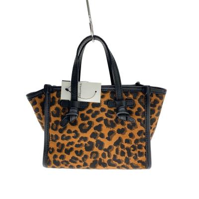 GIANNI CHIARINI ヒョウ柄ハンドバッグ GIANNI CHIARINI ヒョウ柄ハンドバッグ tamoさんぽ〈秋はやっぱり