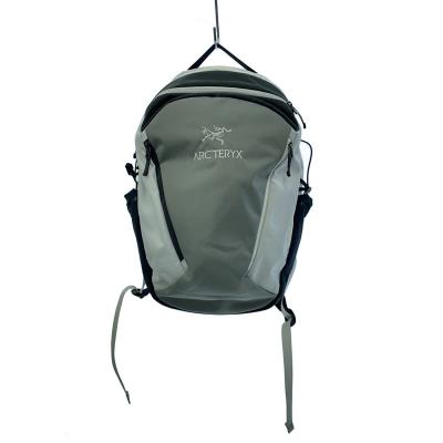 アークテリクス リュック（ARC'TERYX）（色：ホワイト系）のおすすめ