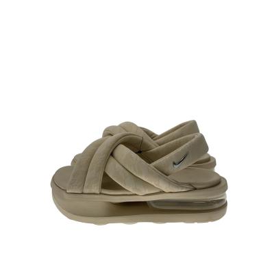 nike エアマックスアイラ（色：ベージュ系）のおすすめ人気商品一覧