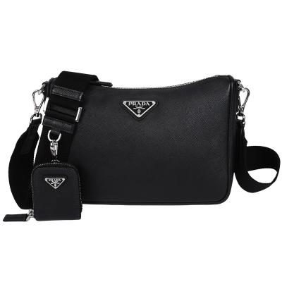 PRADA メンズショルダーバッグ（バッグ、小物素材：本革、レザー