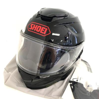 SHOEI フルフェイスヘルメット ブラック/レッド 万能型スポーツフルフェイス・SHOEI「Z-8」の個性を引き立てる