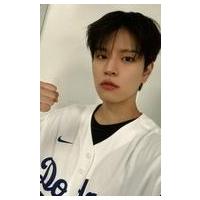 straykids スンミン トレカの商品一覧 通販 - Yahoo!ショッピング