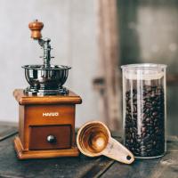 SYOUTOU HARIO 手挽き コーヒーミル スタンダード  MCSR-1 ブラウン 木色 角形 コーヒー豆　研磨機 コーヒーミル コーヒー用品 天然木 コーヒー豆挽き器 | SYOUTOU