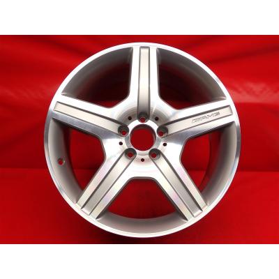 AMG A45（Mercedes-Benz／アルミホイール）｜タイヤ、ホイール｜自動車