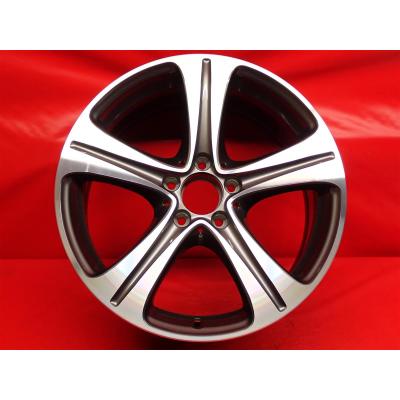 ベンツeクラス w213 18インチ(自動車用タイヤ、ホイール)の ベンツeクラス w213 18インチ(自動車用タイヤ、ホイール)の