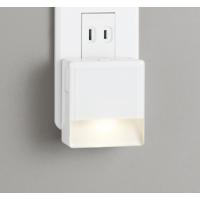 オーデリック OA253383 LEDフットライト 停電感知保安灯 明暗センサ付 非調光 電球色 照明器具 内玄関・廊下向け | タカラマート