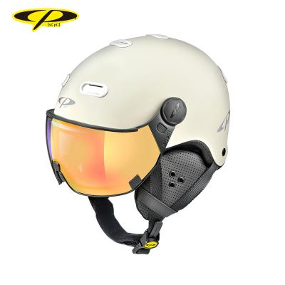 どんぐり様 CP シーピー ヘルメット スキースノーボードヘルメット L 製品情報 | CP(シーピー・ヘルメット)