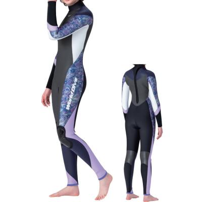 ダイビングスーツ（色：ホワイト系）｜ダイビング