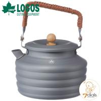 LOGOS/ロゴス LOGOS the YAKAN 1.3L 傷付きにくいハードアルマイト加工アウトドアでも本格的なヤカン 暖炉や囲炉裏になじむアルミ製で自宅用としても使いやすい | たすくらし