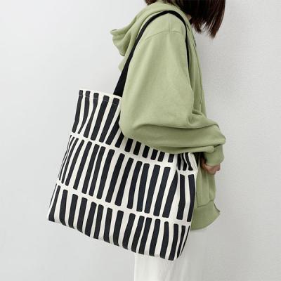 レディーストートバッグ（柄：幾何学模様）｜バッグ｜ファッション