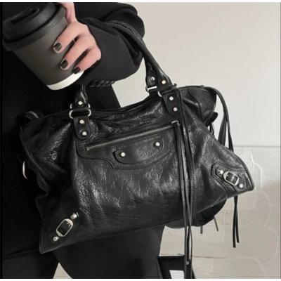 バレンシアガ風エディターズバッグの商品一覧 通販 - Yahoo!ショッピング 