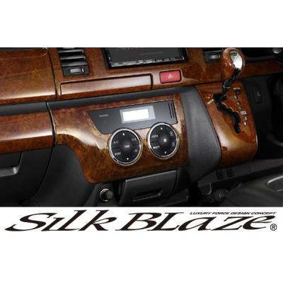 シルクブレイズ ハイエース コーナーパネル（車、バイク、自転車）の