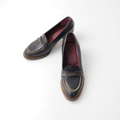 240　　　　　　　　　　　　　　　　　　　　　　【美品】アンリークイール アンリークイールのフリマアイテム一覧