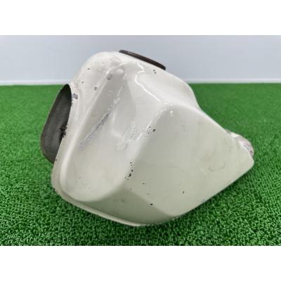 YAMAHA TW200 ガソリンタンク Yahoo!オークション -「tw200 タンク」の落札相場・落札価格