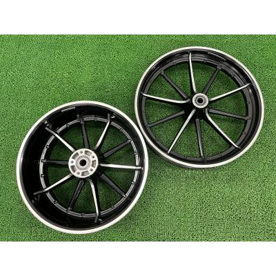 fxsbブレイクアウト(バイク用タイヤ、ホイール)の商品一覧 fxsbブレイクアウト(バイク用タイヤ、ホイール)の商品一覧