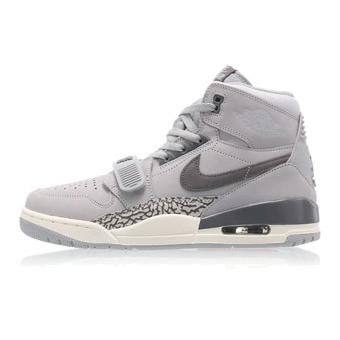 NIKE AIR JORDAN LEGACY 312（バッシュ、バスケットボールシューズ