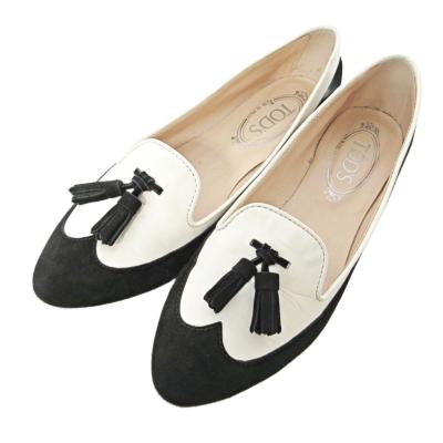 【美品】TOD'S レザー ドライビングシューズ ローファー　シルバー金具 TOD'S TODS トッズ ローファー XXW08J0GF80SHA Tチェーン メタル
