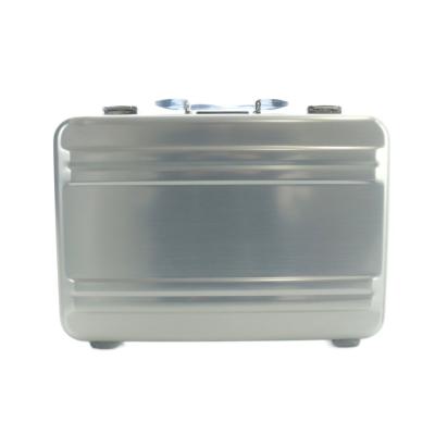 ゼロハリバートン アタッシュケース ポリカーボネートのおすすめ人気