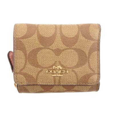 COACH レディース二つ折り財布（色：ベージュ系）｜財布｜ファッション