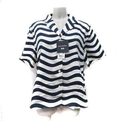 marimekko 花柄 半袖ブラウス 40 新品マリメッコ 半袖ブラウスキヴェット柄 ブラック/ホワイト 36