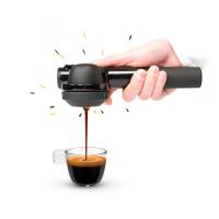 小型エスプレッソマシン Handpresso(ハンドプレッソ)ハイブリッド - カフェポッド・コーヒー粉抽出可能 電気不要 - アウトドア・オフィス | World Happiness