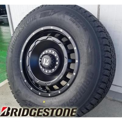 ランドクルーザー70 スタッドレスタイヤセット（BRIDGESTONE／車