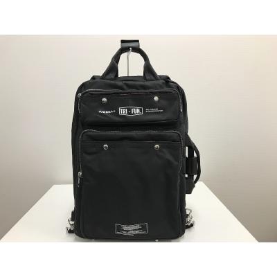 【未使用品】ディーゼル　3WAY　ウエストバッグ　リュック　シルバー　デニム 未使用品】ディーゼル 3WAY ウエストバッグ リュック シルバー