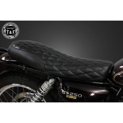 スズキ　2014年式バイクst250e 純正シート美品 ST250E 純正シート セット スズキ バイク st250 シート」の人気商品