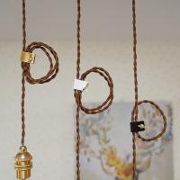 コードアジャスター ペンダントライト用クリップ コードクリップ ネジ式 長さ調節 レトロ 真鍮 金属 ゴールド HIKARIYA