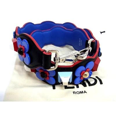SALE FENDI ストラップユー　花モチーフ付きストラップ FENDI フェンディ ストラップユー ロング ショルダーストラップ