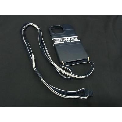 Dior ブラック iPhoneケース チャーム付き DIOR | スマートフォンケース＆アクセサリー| ディオール公式