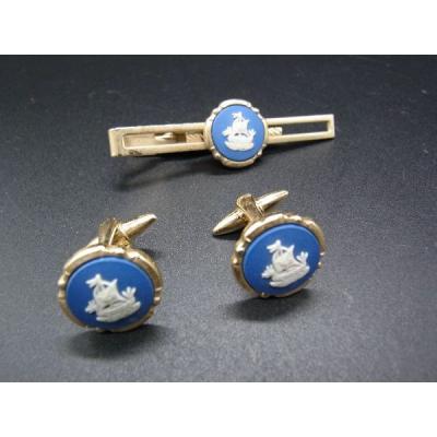 ウェッジウッド　 美品　カフスボタン　鳥　バード　希少 ウェッジウッド WEDGWOOD 美品 カフスボタン 鳥 バード 希少