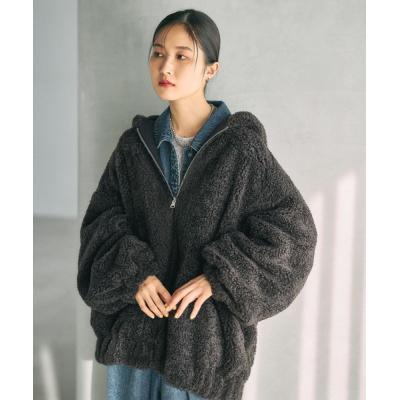 ヨネックス リバーシブルボアジャケット（性別：レディース）の