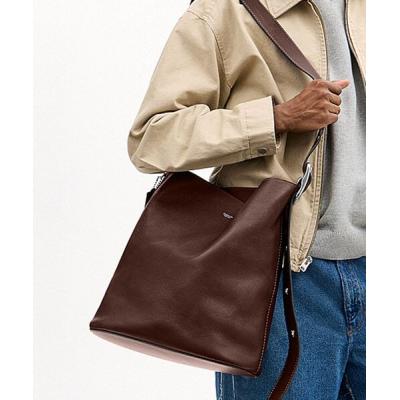 コーチ　チャーリー　バケット　2way ベージュ系 中古・古着通販】COACH (コーチ) チャーリー バケット ベージュ