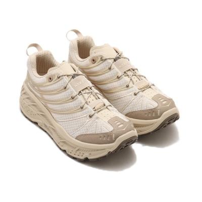HOKA ONEONE メンズスニーカー（色：ベージュ系）｜シューズ