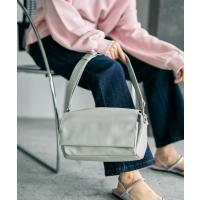 ショルダーバッグ バッグ 「お気に入り登録数2万突破」「500mlペットボトルも入る」フラップボディバッグ　574895 レディース