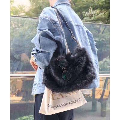 ハンドメイド　ファーショルダー紐　ファーリュック ハンドメイド ファーショルダー紐 ファーリュック
