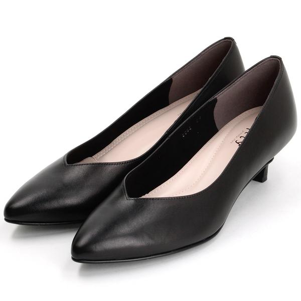 アーモンドトゥＶカットプレーンパンプス