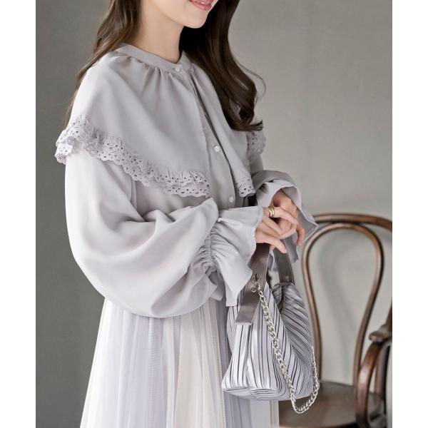 ケープ衿キャンディー袖ブラウス